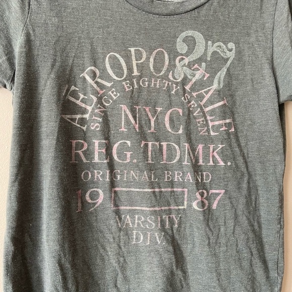 ✨3/$20✨ Aeropostale Women’s Grey Short Sleeve Tee - Picture 4 of 8